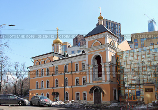 Церковь Филарета Милостивого при Ермаковской богадельне. Москва (2021 год). Редакционное фото, фотограф Сергей Соболев / Фотобанк Лори