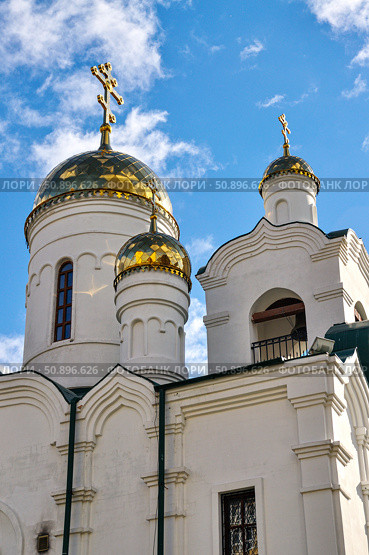 Церковь преподобного Серафима Саровского. Город Тюмень (2018 год). Стоковое фото, фотограф Александр Тараканов / Фотобанк Лори