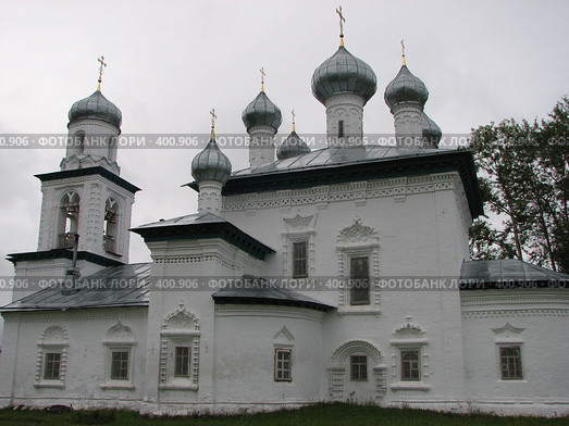 Церковь Рождества Богородицы - город Каргополь, 1678-80 гг (2008 год). Стоковое фото, фотограф Беляева Наталья / Фотобанк Лори