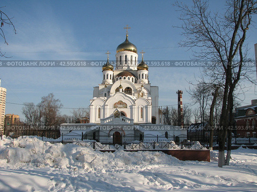 Церковь Троицы Живоначальной. Улица Победы, 3. Город Реутов. Московская область (2012 год). Стоковое фото, фотограф lana1501 / Фотобанк Лори