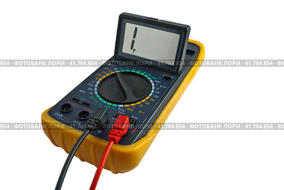 Цифровые мультиметры разного типа на белом фоне. Digital  multimeters on a white. Стоковое фото, фотограф Татьяна Д / Фотобанк Лори
