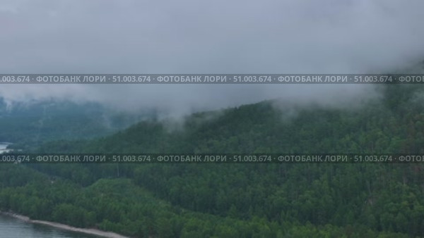 Туман в горах. Стоковое видео, видеограф Степан Столбовский / Фотобанк Лори