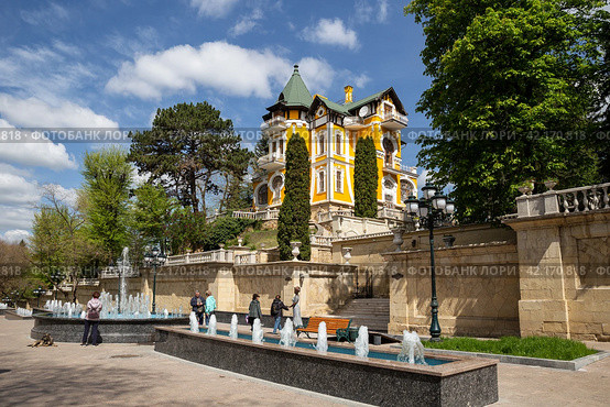 Tvalchrelidze’s Estate (2022 год). Редакционное фото, фотограф Юлия Бабкина / Фотобанк Лори