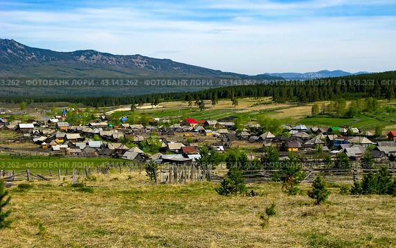 Tyulyuk is a village in the southeastern part of the Katav-Ivanovsky district of the Chelyabinsk region of Russia. Стоковое фото, фотограф Акиньшин Владимир / Фотобанк Лори