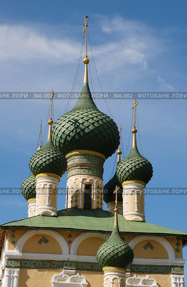Углич. Церковь Рождества Иоанна Предтечи. Купола (2008 год). Стоковое фото, фотограф Елена Прокопова / Фотобанк Лори