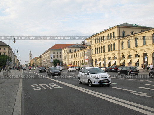 Улица в центральной части Мюнхена (2012 год). Редакционное фото, фотограф Михаил Головкин / Фотобанк Лори
