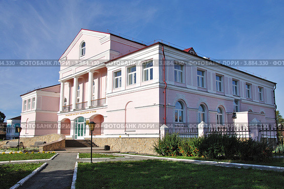Уральский институт коммерции и права (Россия, Ирбит) (2012 год). Стоковое фото, фотограф Koshman Anastasiya / Фотобанк Лори