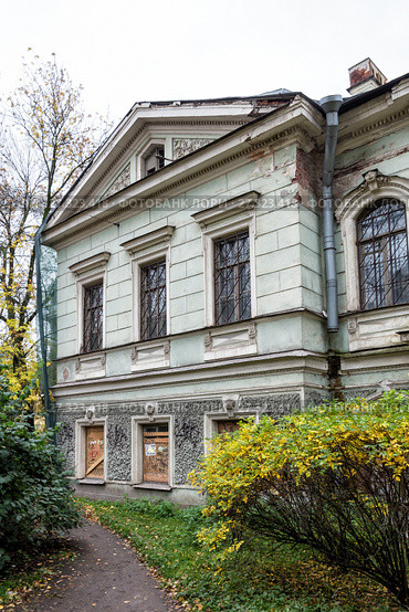 Усадьба князя А.Е. Вяземского на Аптекарском острове, 1869 год, Санкт-Петербург (2017 год). Стоковое фото, фотограф Юлия Бабкина / Фотобанк Лори