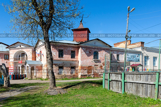 Усадьба С. П. Татищева, Старая Вичуга (2024 год). Редакционное фото, фотограф Ирина Яровая / Фотобанк Лори