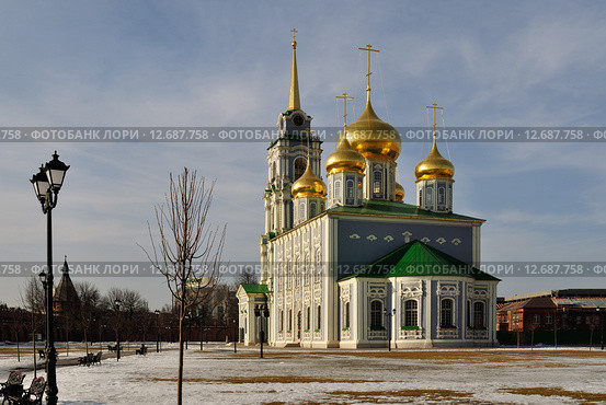 Успенский собор в Тульском кремле зимой (2015 год). Редакционное фото, фотограф Енин Арсений / Фотобанк Лори