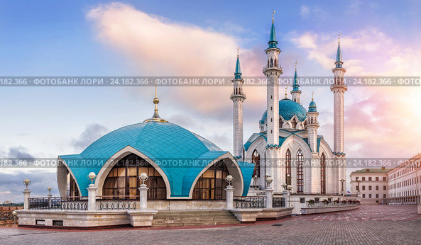Утро Казани (2015 год). Стоковое фото, фотограф Baturina Yuliya / Фотобанк Лори