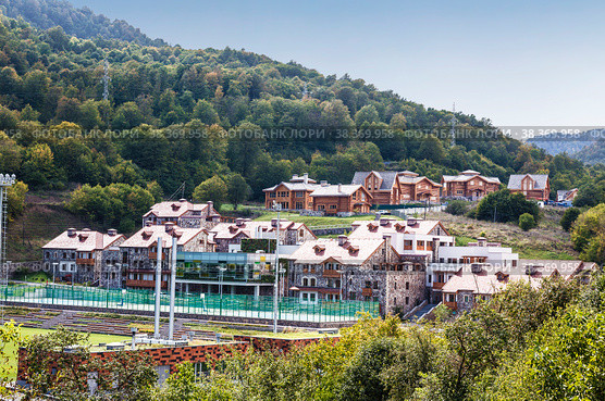 UWC Dilijan College (Международная школа-интернат для подростков), Дилижан, Армения (2018 год). Редакционное фото, фотограф Наталья Волкова / Фотобанк Лори
