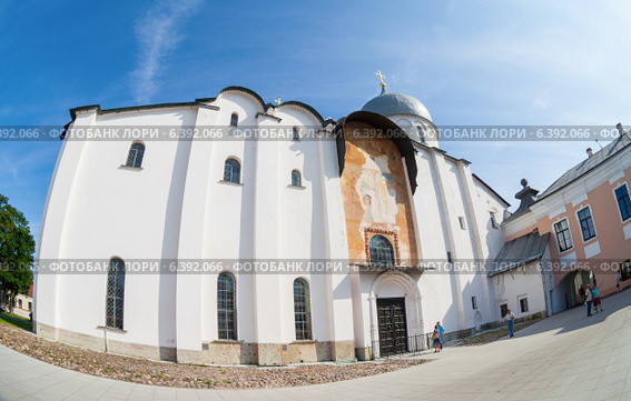 Великий Новгород. Софийский собор в солнечный день. Стоковое фото, фотограф FotograFF / Фотобанк Лори