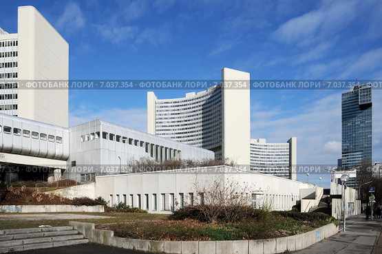 Венский международный центр - «Город ООН» (Vienna International Centre). Вена. Австрия (2014 год). Редакционное фото, фотограф stargal / Фотобанк Лори