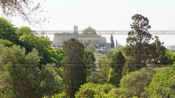 Вид на монастырь капуцинов в Флориане. Валлетта. Мальта. (View of monastery of the Cappuccini in Floriana. Valletta. Malta.) (2018 год). Стоковое фото, фотограф Igor Bakirov / Фотобанк Лори