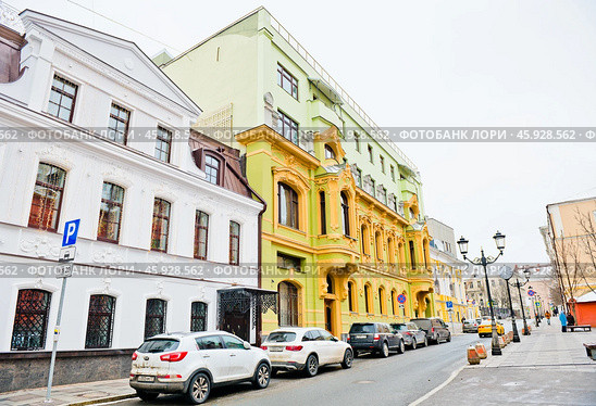 Вид на особняк Николая Терентьева. Петровский переулок. Москва. Россия. Редакционное фото, фотограф E. O. / Фотобанк Лори