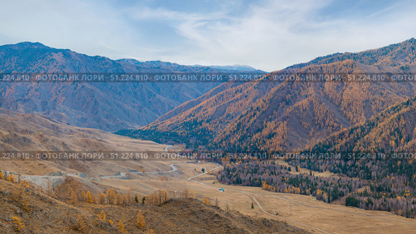 View from the Chike-Taman pass, the Chuysky tract. Стоковое фото, фотограф Ольга Сергеева / Фотобанк Лори