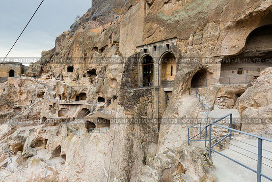 View of the historic cave city and the monastery complex of Vardzia. Стоковое фото, фотограф Яков Филимонов / Фотобанк Лори