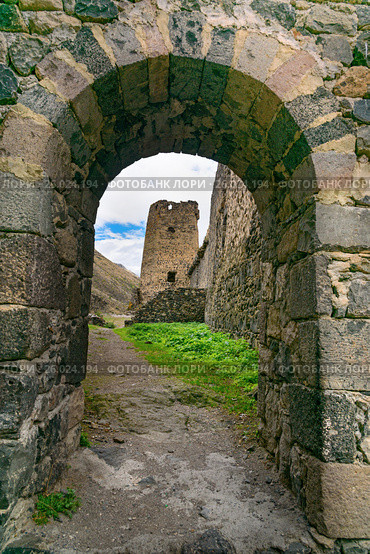 View through arch. Khertvisi fortress on mountain. Georgia (2016 год). Стоковое фото, фотограф Elena Odareeva / Фотобанк Лори