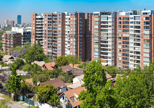 View to the rich neighborhood  in Santiago, Chile. Стоковое фото, фотограф Юрий Губин / Фотобанк Лори
