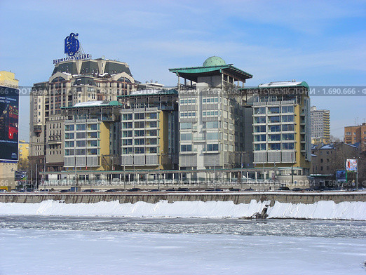 "Внешэкономбанк" на Смоленской набережной. Москва. Россия (2010 год). Редакционное фото, фотограф lana1501 / Фотобанк Лори
