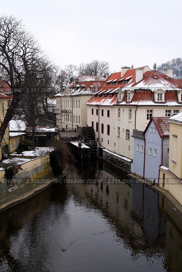 Водяная мельница на острове Кампа, Прага (2011 год). Стоковое фото, фотограф Ирина Терентьева / Фотобанк Лори
