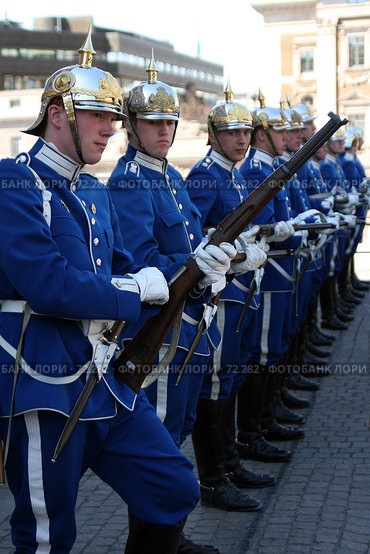 Время пошло (2005 год). Редакционное фото, фотограф Михаил Мандрыгин / Фотобанк Лори