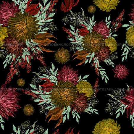 Watercolor seamless pattern with autumn flowers chrysanthemums, berries and leaves. Illustration. Watercolor seamless pattern with autumn flowers chrysanthemums, berries and leaves. . Стоковое фото, агентство Ingram Publishing / Фотобанк Лори