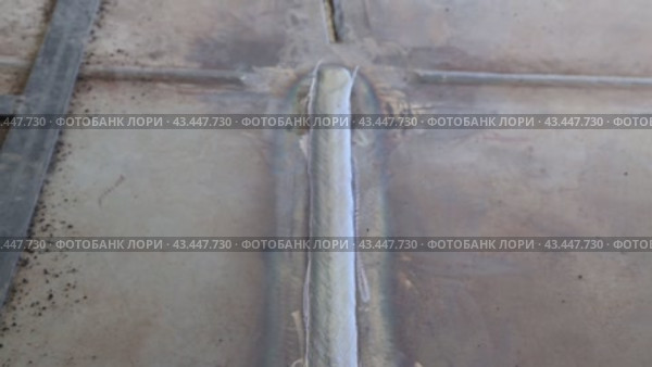 Welding work, welding seam, metal, welder сварочные работы, сварочный шов, металл, сварщик. Стоковое видео, видеограф Опока Алексей / Фотобанк Лори