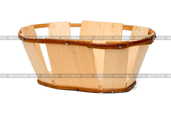Wicker Basket Isolated on White Top View. Стоковое фото, агентство Ingram Publishing / Фотобанк Лори