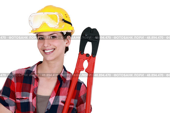 Woman holding bolt-cutters. Стоковое фото, агентство Ingram Publishing / Фотобанк Лори