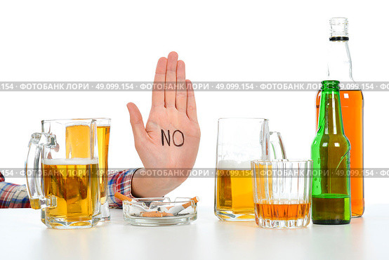 Woman suffering from alcoholism. Стоковое фото, агентство Ingram Publishing / Фотобанк Лори