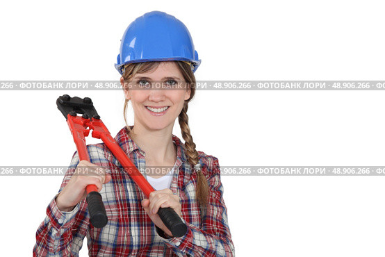 Woman with bolt cutters. Стоковое фото, агентство Ingram Publishing / Фотобанк Лори