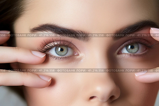 Woman's Eye with Hand Close Up. Стоковое AI-изображение, AI-художник Поликарпов Владимир Владимирович / Фотобанк Лори