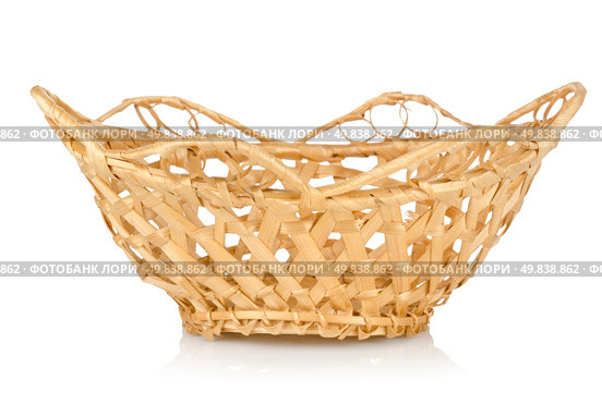 Wooden wattled basket isolated on a white background. Стоковое фото, агентство Ingram Publishing / Фотобанк Лори