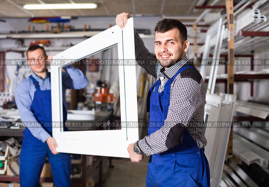 Workmen inspecting PVC manufacturing output in workshop. Стоковое фото, фотограф Яков Филимонов / Фотобанк Лори