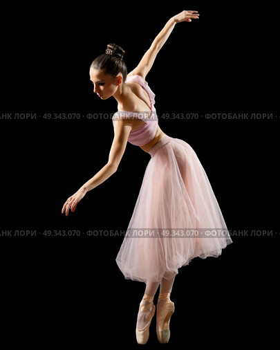 Young ballerina (isolated on black version) Стоковое фото, агентство Ingram Publishing / Фотобанк Лори