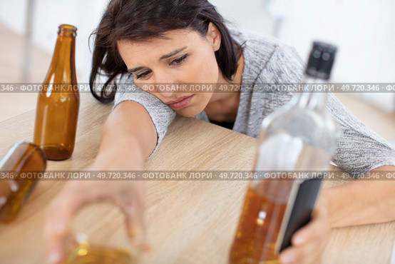 young sad woman during depression. Стоковое фото, агентство Ingram Publishing / Фотобанк Лори