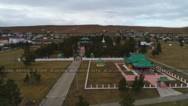 Забайкалье. Видео с дрона. Буддистский дацан в Агинском. (2018 год). Стоковое видео, видеограф Евгений Ковалев / Фотобанк Лори