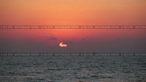 Закат на Средиземном море, Пафос, Кипр. Стоковое видео, видеограф Кекяляйнен Андрей / Фотобанк Лори
