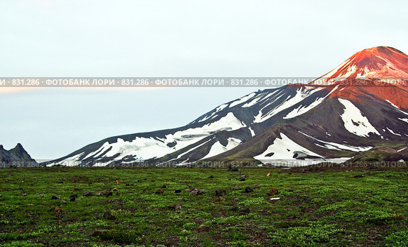 Закат.У подножья Авачинского вулкана. Камчатка. (2007 год). Стоковое фото, фотограф Николай Коржов / Фотобанк Лори