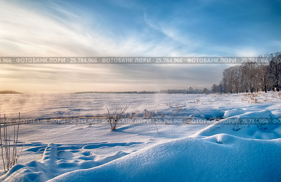 Замерзшая река Онега. Каргополь (2009 год). Стоковое фото, фотограф Румянцева Наталия / Фотобанк Лори