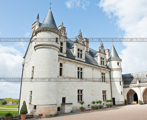 Замок Амбуаз (château d'Amboise). Департамент Эндр и Луара. Франция (2017 год). Редакционное фото, фотограф E. O. / Фотобанк Лори