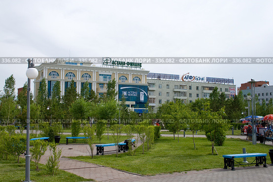 Здание "Астана - Финанс". Астана. (2008 год). Редакционное фото, фотограф Михаил Николаев / Фотобанк Лори