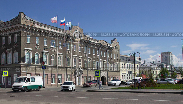 Здание городской думы 1844 год постройки. Саратов. Редакционное фото, фотограф Евгений Будюкин / Фотобанк Лори
