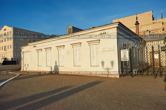Здание музея Ижевского оружейного завода Ижмаш город Ижевск. The building of the museum of the Izhevsk arms factory Izhmash, Izhevsk. Редакционное фото, фотограф Юрий Карачев / Фотобанк Лори