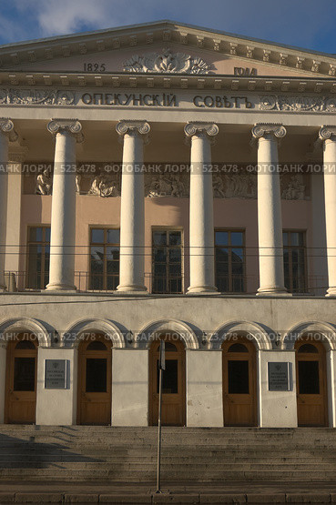 Здание Опекунского совета на Солянке (2008 год). Стоковое фото, фотограф Артем Ефимов / Фотобанк Лори