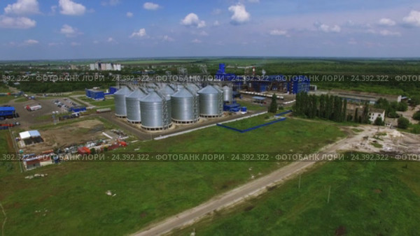 Зернохранилища. Стоковое видео, видеограф Игорь Тарасов / Фотобанк Лори