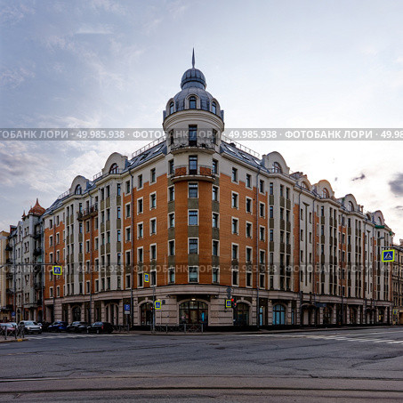 Жилой дом, 2005. Санкт-Петербург, Херсонская улица, дом 25 (Исполкомская улица, дом 10А) Стоковое фото, фотограф Александр Селезнев / Фотобанк Лори