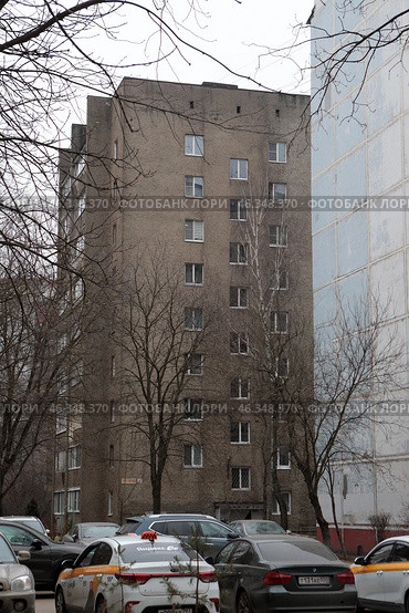 Жилой дом на улице Маяковского в м-не Железнодорожный города Балашиха. Редакционное фото, фотограф Дмитрий Неумоин / Фотобанк Лори